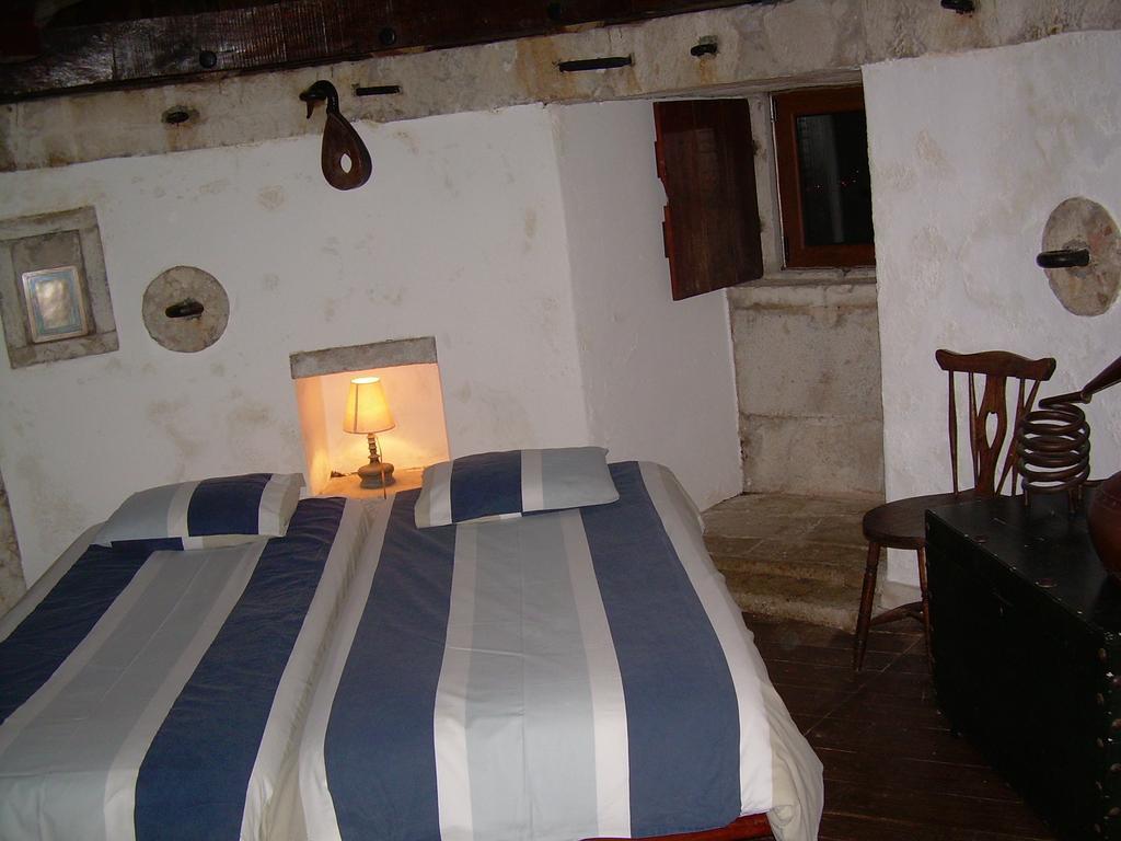 Quinta Do Moinho Da Pascoa Guest House Palmela Room photo